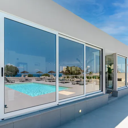 Apart-hotel En Plo Boutique Oia