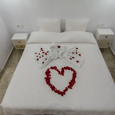 En Plo Boutique Apart-hotel